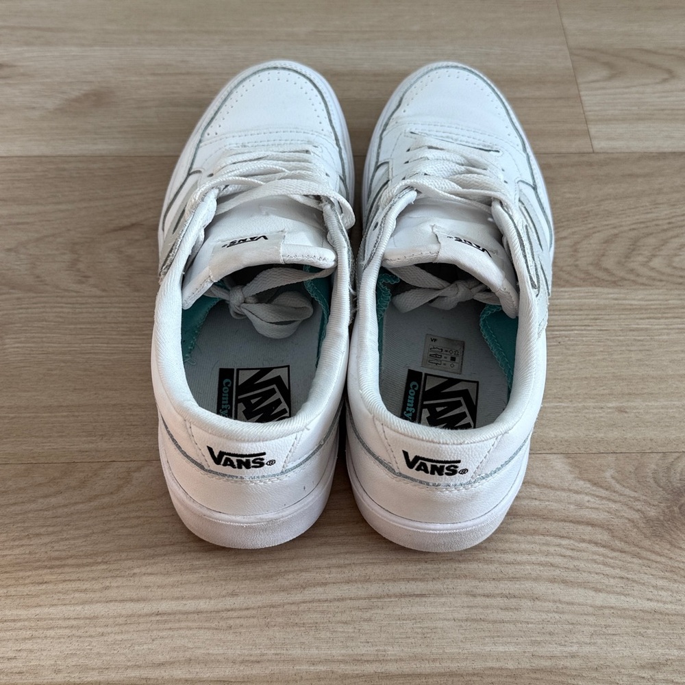 Vans Men's Lowland 2.0 White Low-Top Sneakers with Gray Accents - Picture 2 of 5